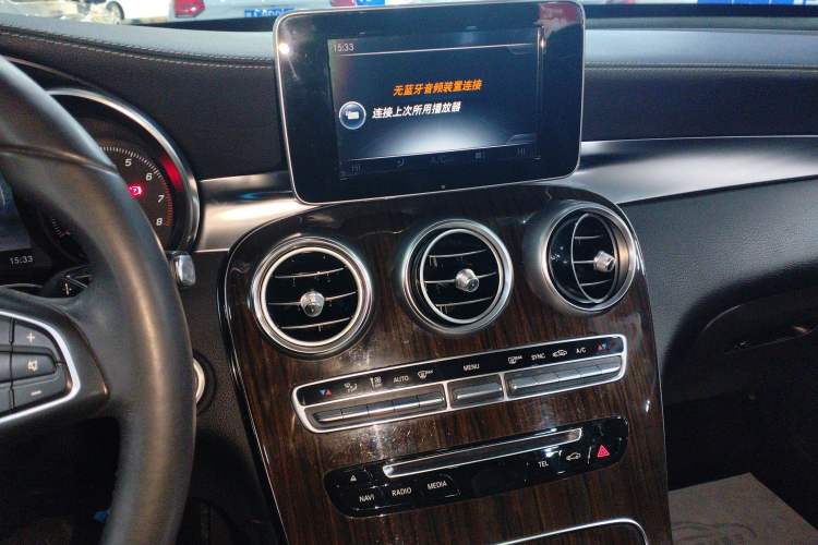 Used Mercedes-Benz GLC 2016 GLC 260 4MATIC Luxury Model Audio And AC Panel