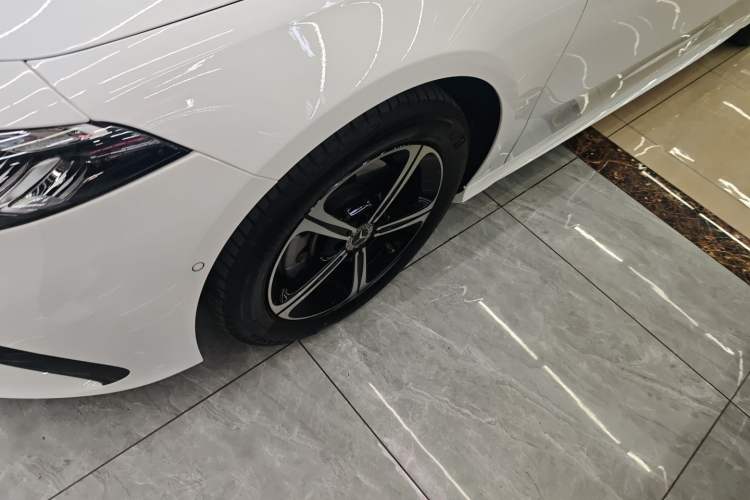 Used Mercedes-Benz A-Class 2025 A 200 L Fashion Model Left Front Wheel Hub