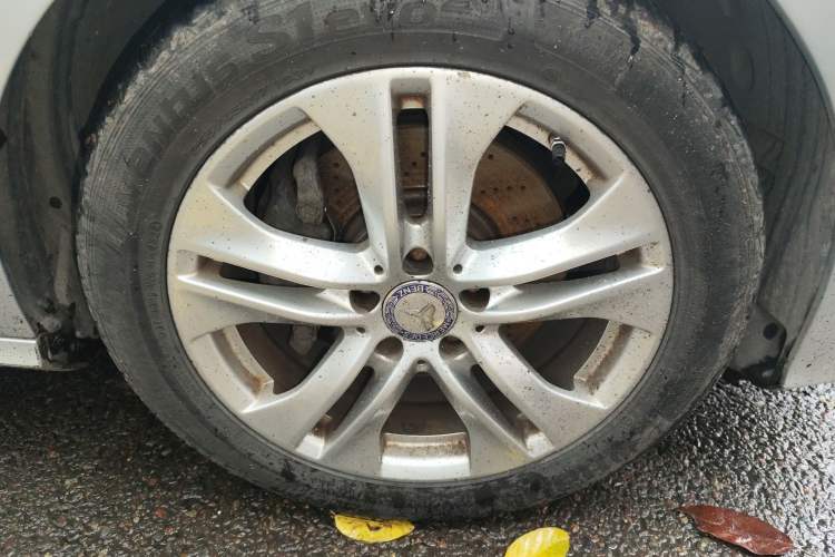 Used Mercedes-Benz E-Class 2011 E 260 L CGI Fashion Model
