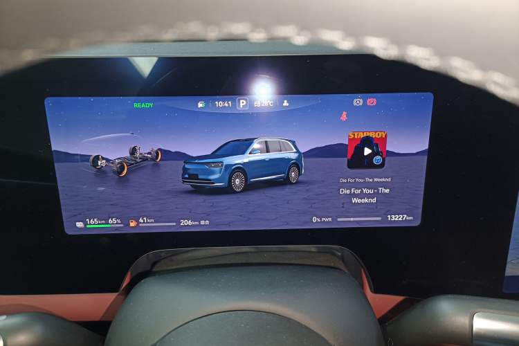 Used Hima AITO M8 2025 Extended-Range Ultra Version 53.4 kWh 5-Seater Edition
