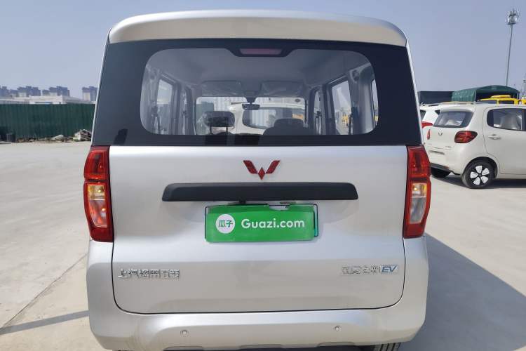 Used Wuling Zhiguang New Energy 2025 Model 305km Ambitious Edition