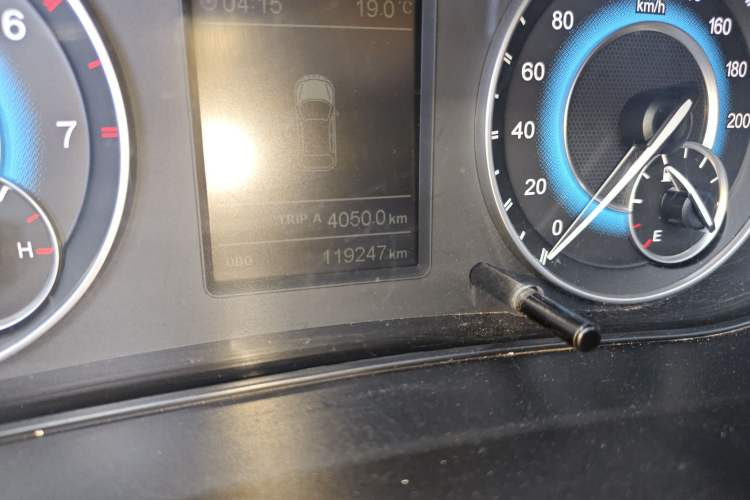 Used Dongfeng Fengon S560 2018 1.8L Manual Urban Model 7 Seats Odometer Close Up