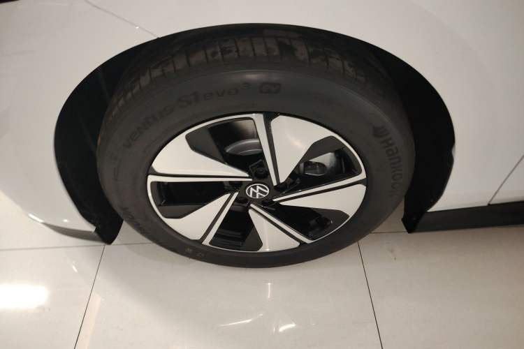Used Volkswagen ID.7 VIZZION 2024 AIR model