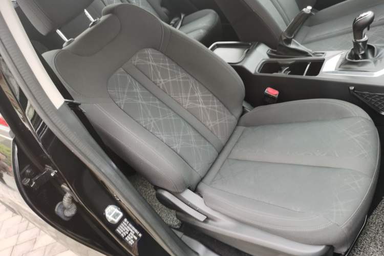 Used Great Wall King Kong Poer 2022 2.0T Manual Diesel Two-Wheel-Drive Entrepreneurial Long-Box Version GW4D20M