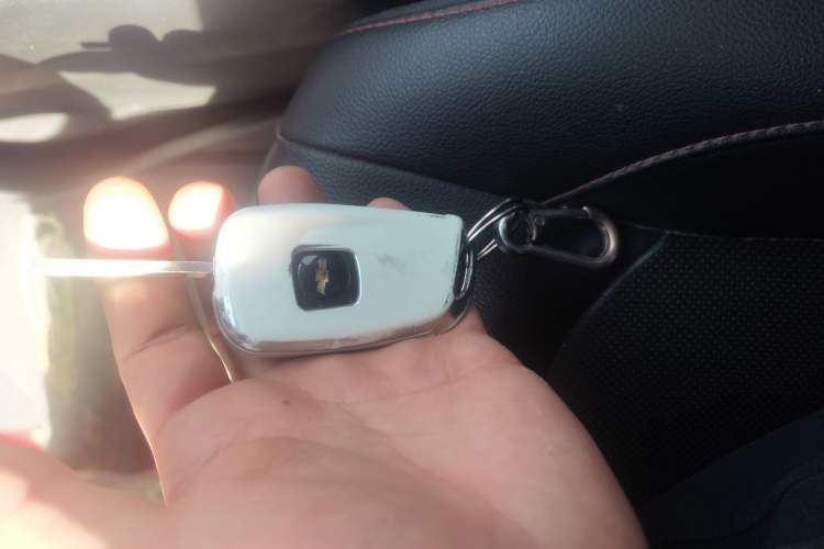 Used Chevrolet Monza 2020 Light Hybrid Redline 320T Dual-Clutch Joyful Edition Vehicle Key