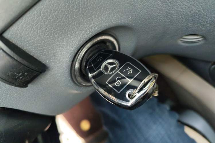 Used Mercedes-Benz Vito 2013 3.0L Business Edition