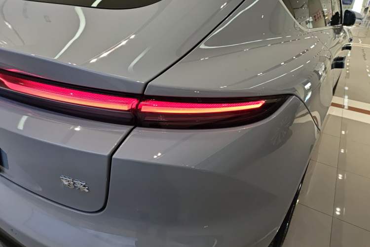 Used Nio ET5 2025 75 kWh