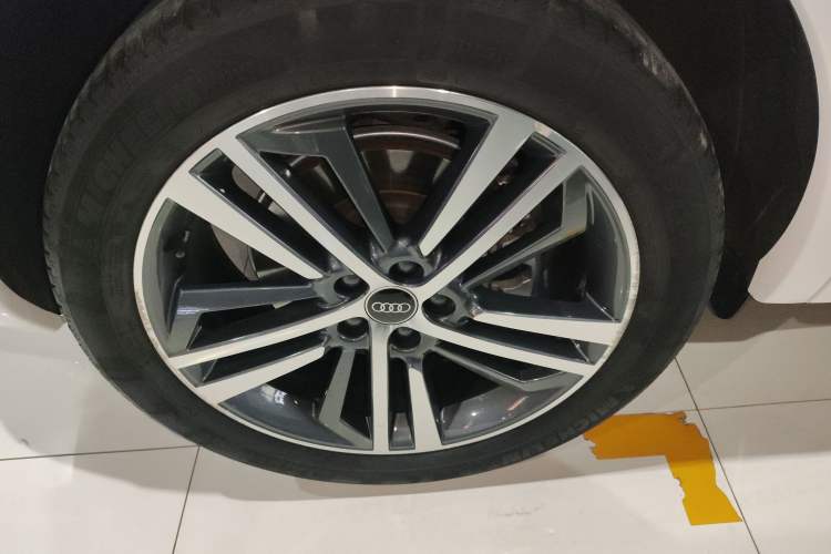 Used Audi Q5L 2022 Updated 40T Luxury Dynamic Edition
