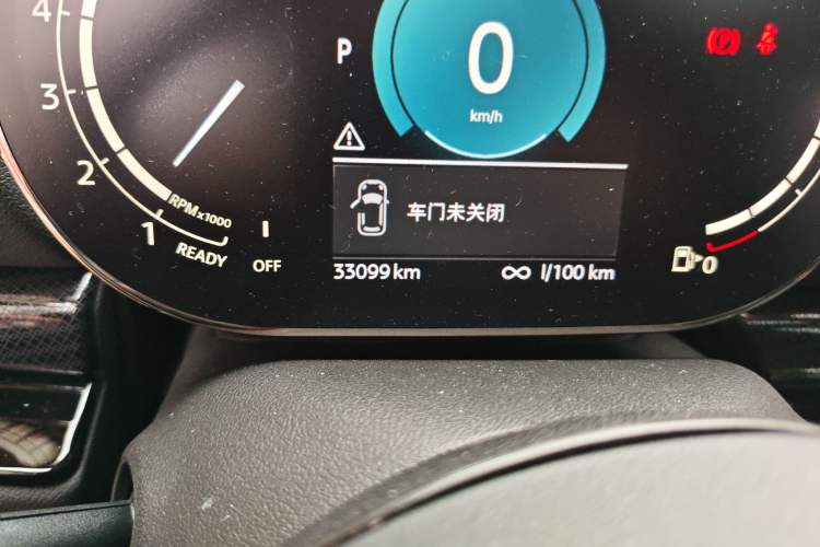 Used MINI Clubman 2022 Updated 1.5T COOPER Odometer Close Up