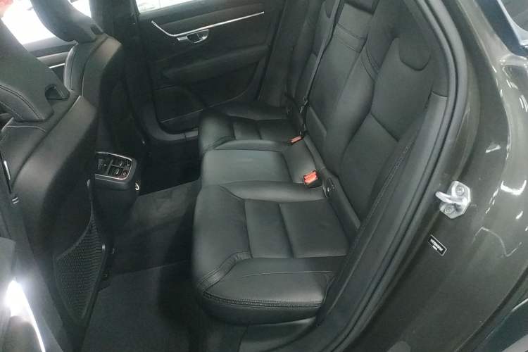 Used Volvo V90 2019 Cross Country T5 AWD Smart Range Version China V Standard
