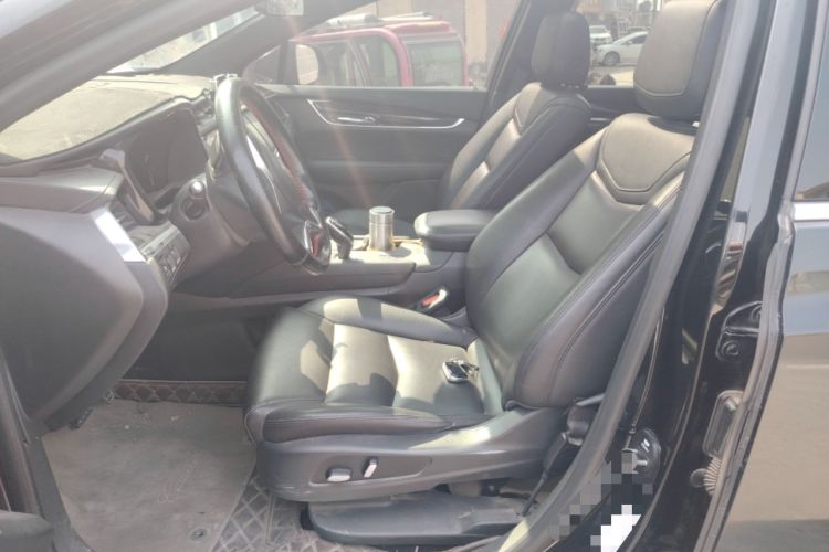 Used Cadillac XT5 2018 28E Four-Wheel Drive Tech Version