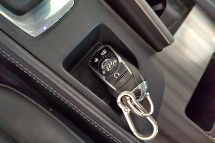 Used Buick LaCrosse 2019 28T Luxury Version Vehicle Key