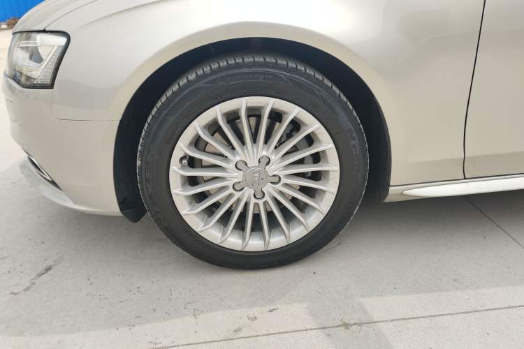 Used Audi A4L 2015 35 TFSI Automatic Comfort Model
