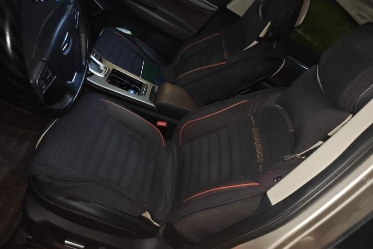 Used Geely Auto Emgrand GS 2017 Elegant Edition 1.3T Automatic Smart Connectivity Model Left Front Seat