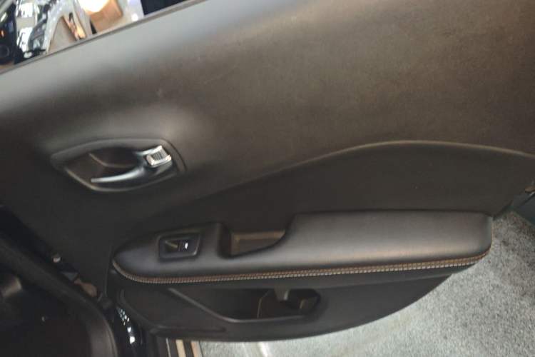 Used Jeep Compass 2020 220T Automatic Leading Edition