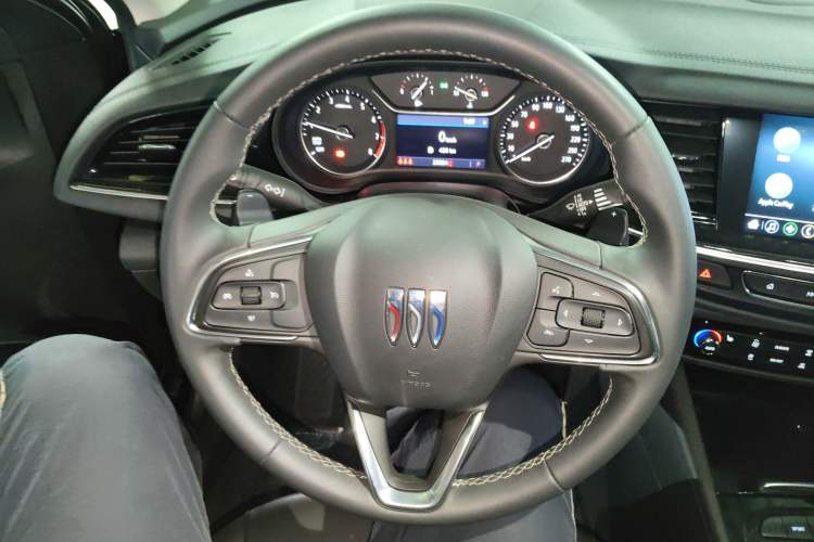 Used Buick Regal 2024 25T Deluxe Edition Steering Wheel