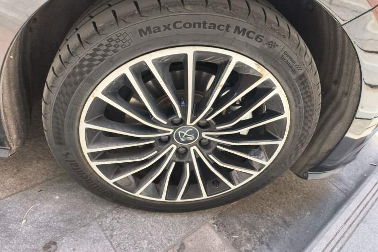 Used BYD Han 2020 EV Long-Range Luxury Model
