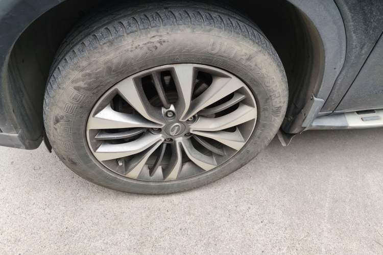 Used GAC Trumpchi GS8 2017 320T Two-Wheel Drive Luxury Smart Connectivity Version (7 Seats)