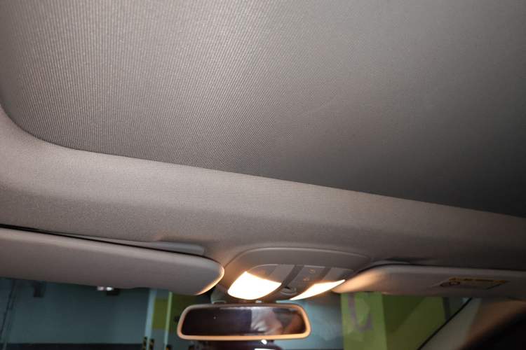 Used Mercedes-Benz R-Class 2017 R 320 4MATIC Business Edition Prestige Model
