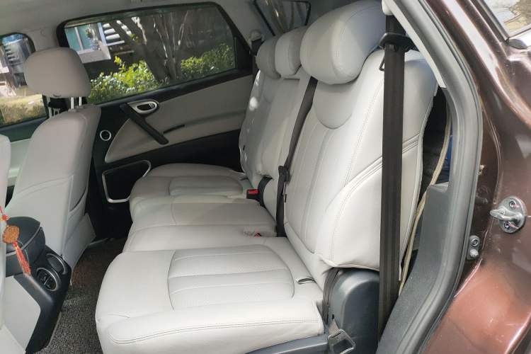 Used Luxgen Great 7 SUV 2014 2.2T Two-Wheel-Drive Smart Version