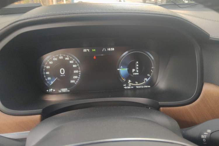 Used Volvo S90 New Energy 2019 T8 E-Drive Hybrid Intelligent Luxury Version China V Standard