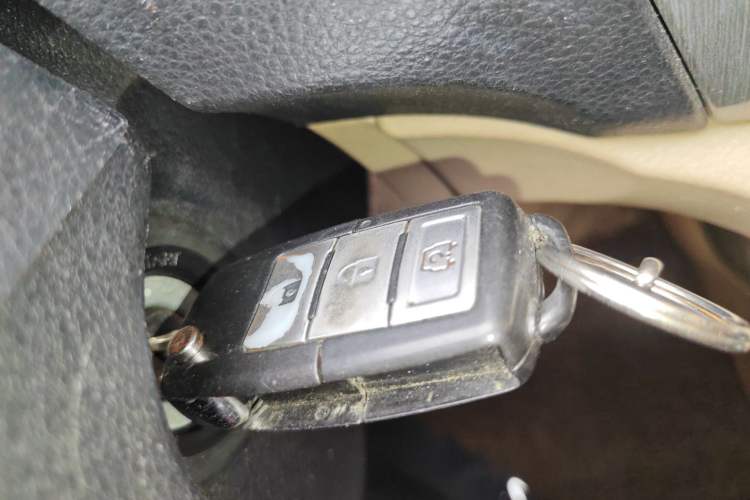 Used FORTHING Joyear SUV 2012 1.6L Luxury Model