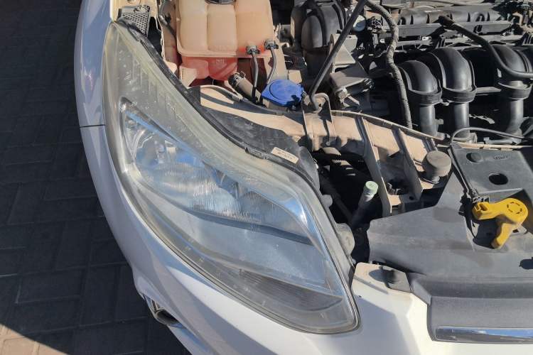 Used Ford Focus 2012 Sedan 1.6L Manual Fashion Edition
