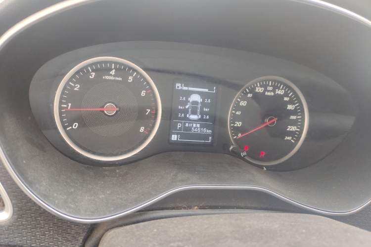 Used Baojun 730 2019 1.5T CVT Fashion Model 7 Seats China V Emission Standard