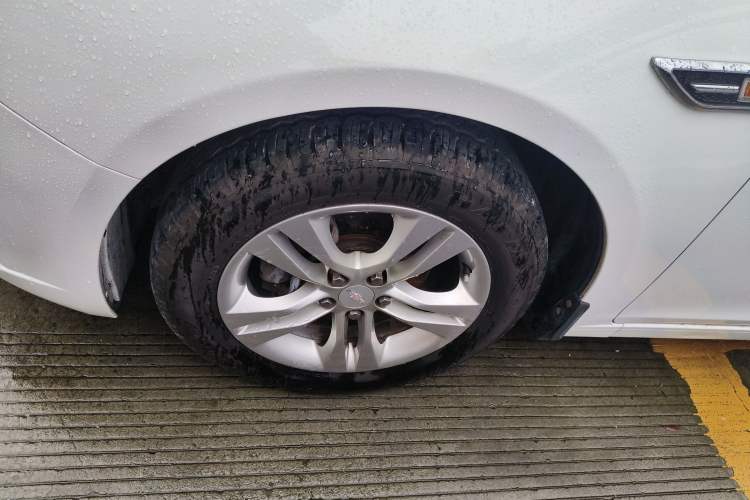 Used Chevrolet Cruze 2015 1.5L Classic SE MT