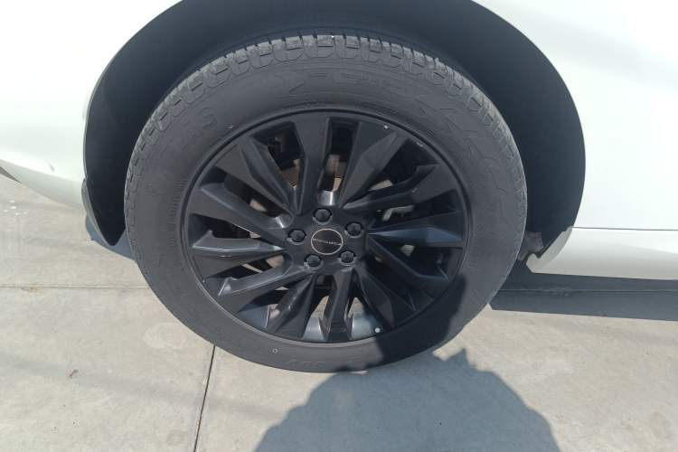 Used FORTHING T5 EVO 2021 1.5TD DCT Diamond Edition
