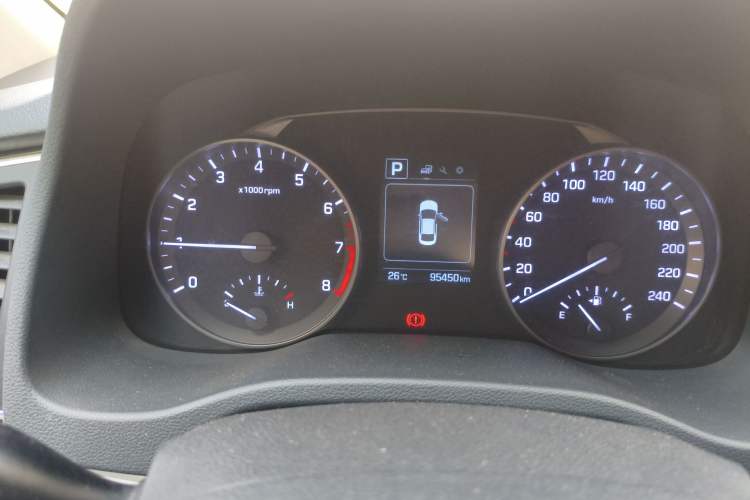 Used Hyundai Elantra (6th Generation / Lingdong) 2016 1.6L Automatic ZhiXuan – Elite Version
