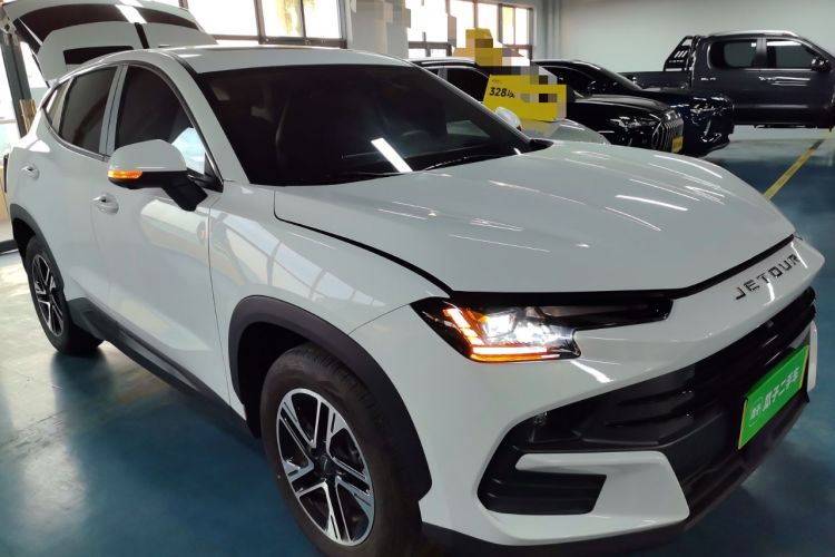 Used JETOUR Dashing 2025 1.5T DCT Luxury Edition
