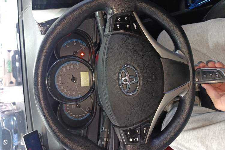 Used Toyota YARiS L Zhi Xuan 2016 Revised 1.5E CVT Charming Edition
