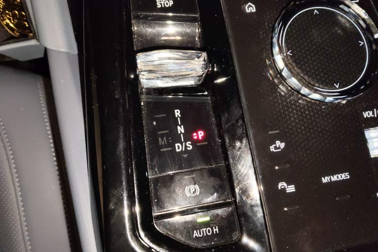 Used BMW 5 Series 2024 530Li Luxury Edition M Sport Package