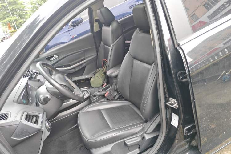 Used Ford Escort 2015 1.5L Automatic Fashion Model