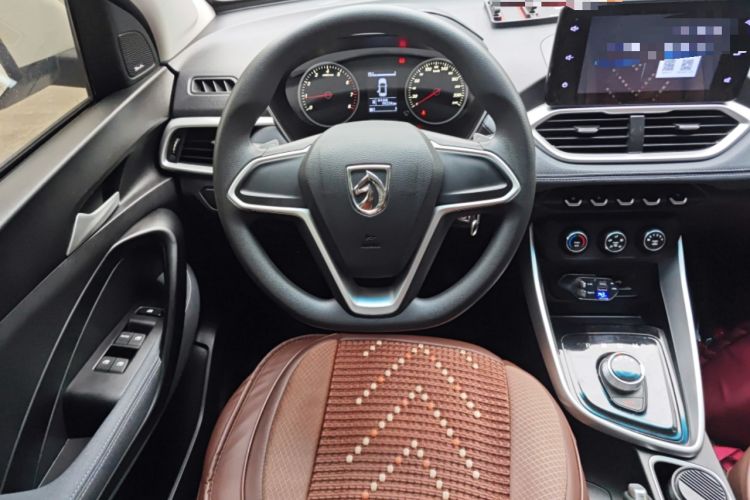 Used Baojun 530 2018 1.8L Automatic Elite Version China V Emission Standard Steering Wheel