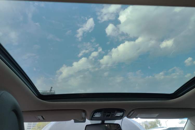 Used Kia Sorento 2015 Sorento L 2.2T Diesel 4WD Elite Edition 7 Seats China IV Standard Headliner