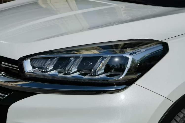 Used Chery Tiggo 8 2019 1.6 TGDI Automatic Luxury Model Left Front Headlight