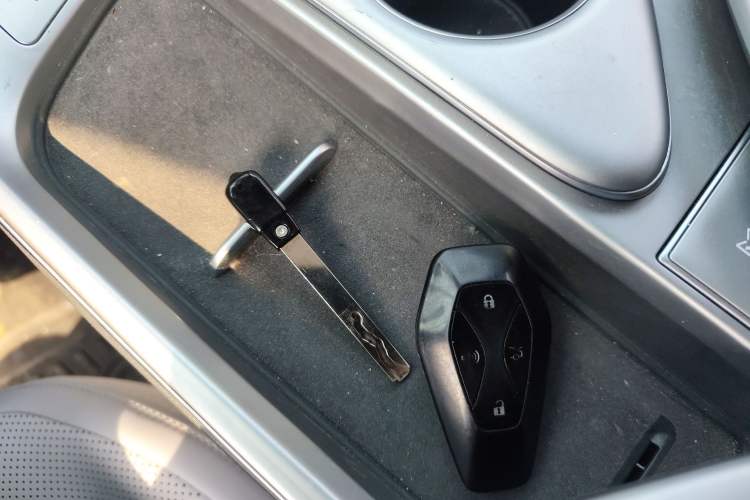 Used ARCFOX Alpha T5 2024 520 MAX Vehicle Key