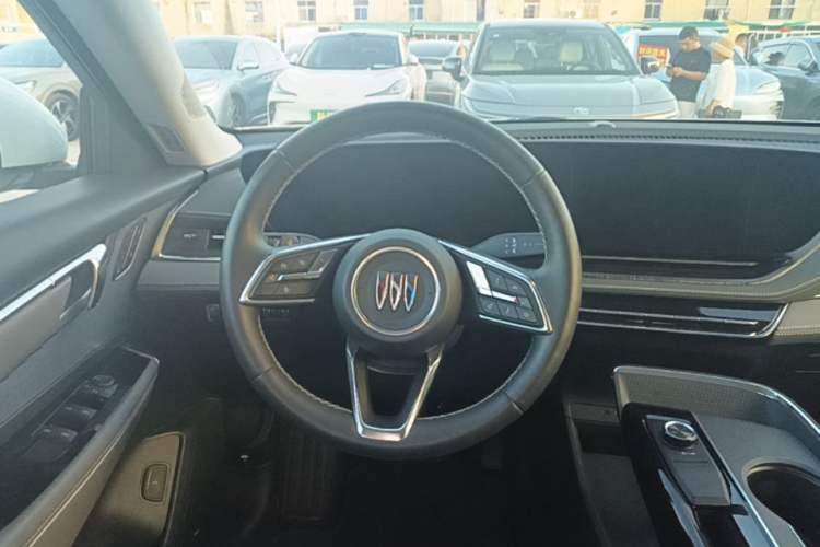Used Buick E5 2025 Model 620KM Prestige Edition