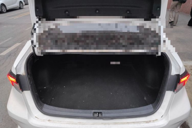 Used Toyota Corolla 2021 Dual-Motor 1.8L E-CVT Elite Edition
