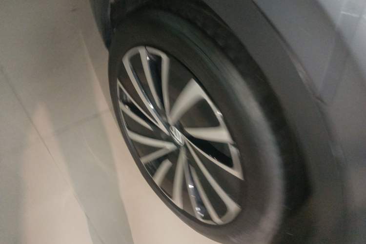 Used Volkswagen ID.4 X 2022 Smart Enjoyment Long-Range Edition Right Rear Wheel Hub