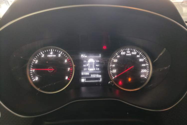 Used Baojun 730 2019 1.5L Manual Fashion Model 7-seater National V