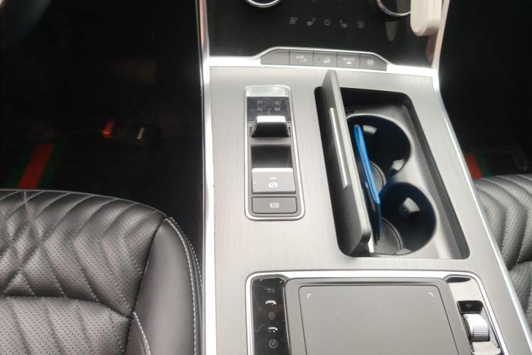 Used EXEED Lingyun 2023 300T Two-Wheel Drive Starry Edition