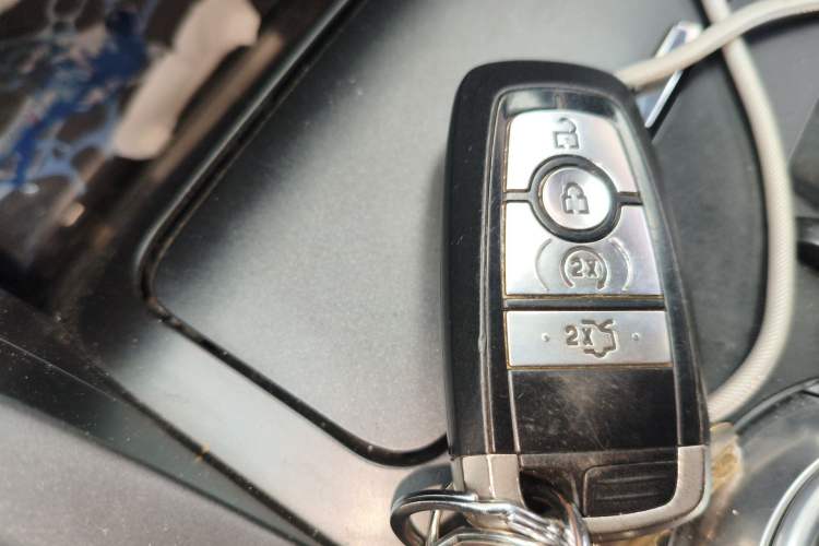 Used Ford Mondeo 2017 EcoBoost 200 Luxury Model
