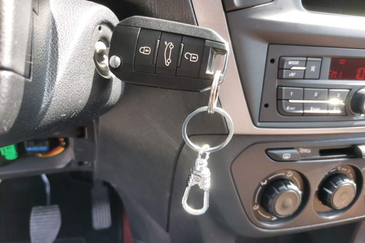 Used Citroen Elysee 2016 1.6L Manual Fashion Edition