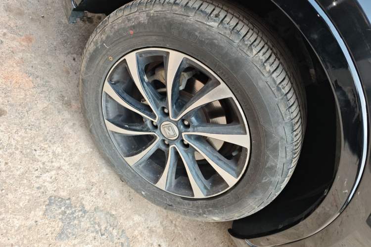 Used Zotye SR7 2016 1.5T Manual Cube Heart Edition China IV Standard