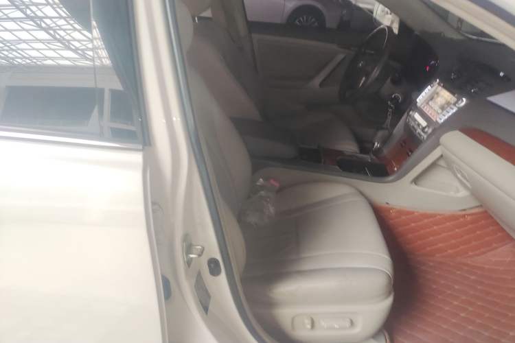 Used Toyota Camry 2013 200G Classic Luxury Edition