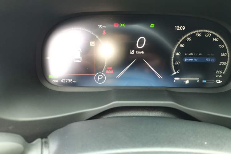 Used Toyota RAV4 Rongfang Plug-in Hybrid 2021 2.5L 4x4 Flagship Pro Odometer Close Up