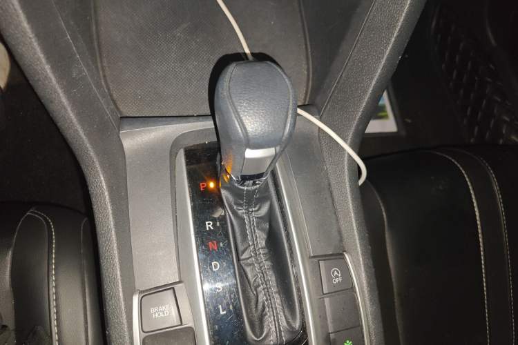 Used Honda Civic 2016 220TURBO CVT Luxury Edition Gear Lever